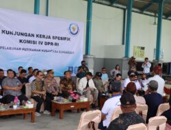 Kunjungan Anggota Komisi IV DPR RI dan Dirjen Perikanan ke Muara Jelitik