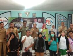 Penyerahan Bantuan Secara Simbolis Oleh Ketua TP PKK Pangkalpinang