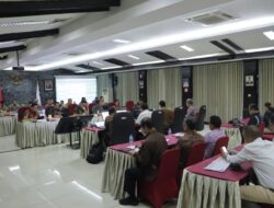 Pj Gubernur Suganda Paparkan Capaian Kinerja Triwulan II Kepada Kemendagri