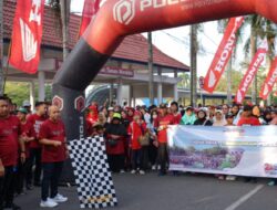 Jalan Sehat Bersamaan Dengan Gerakan Pungut Sampah, Wako Molen : Semoga Pangkalpinang Bersih Total