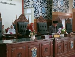 Ketua DPRD Pimpin Paripurna Keputusan Terhadap Raperda Pembentukan dan Susunan Perangkat Daerah Kota Pangkalpinang
