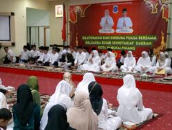 Lusje Anneke Tabalujan Hadiri Silaturahmi dan Nuka Puasa Bersama Keluarga Besar Sekretariat Daerah Kota