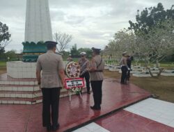 Polres Bangka Melakukan Upacara Ziarah dan Tabur Bunga