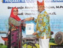 Pisah Sambut Pj Wali Kota Pangkalpinang di Rumah Dinas Wali Kota Pangkalpinang. Lusje Anneke Tabalujan