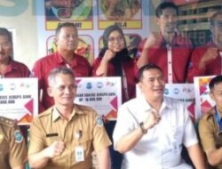 Budi Utama Memberikan Bantuan Ke POKDAKAN