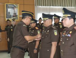 Pengambilan Sumpah dan Serah Terima Jabatan Pejabat Eselon II, III di Lingkungan Kejati Babel