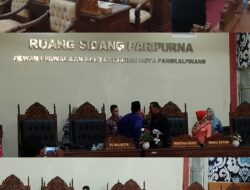 Rapat Paripurna Kedelapan Belas Masa Persidangan III Tahun 2025 di Gedung DPRD Kota Pangkalpinang