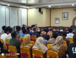 Puluhan Warga Desa Romadhon dan Desa Celuak Menuntut Realisasi kewajiban CSR dan Program Plasma 20 % dari Perusahaan Perkebunan Kelapa Sawit