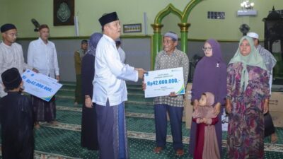 Bupati Bangka Salurkan Bantuan Ke Desa Kemuja